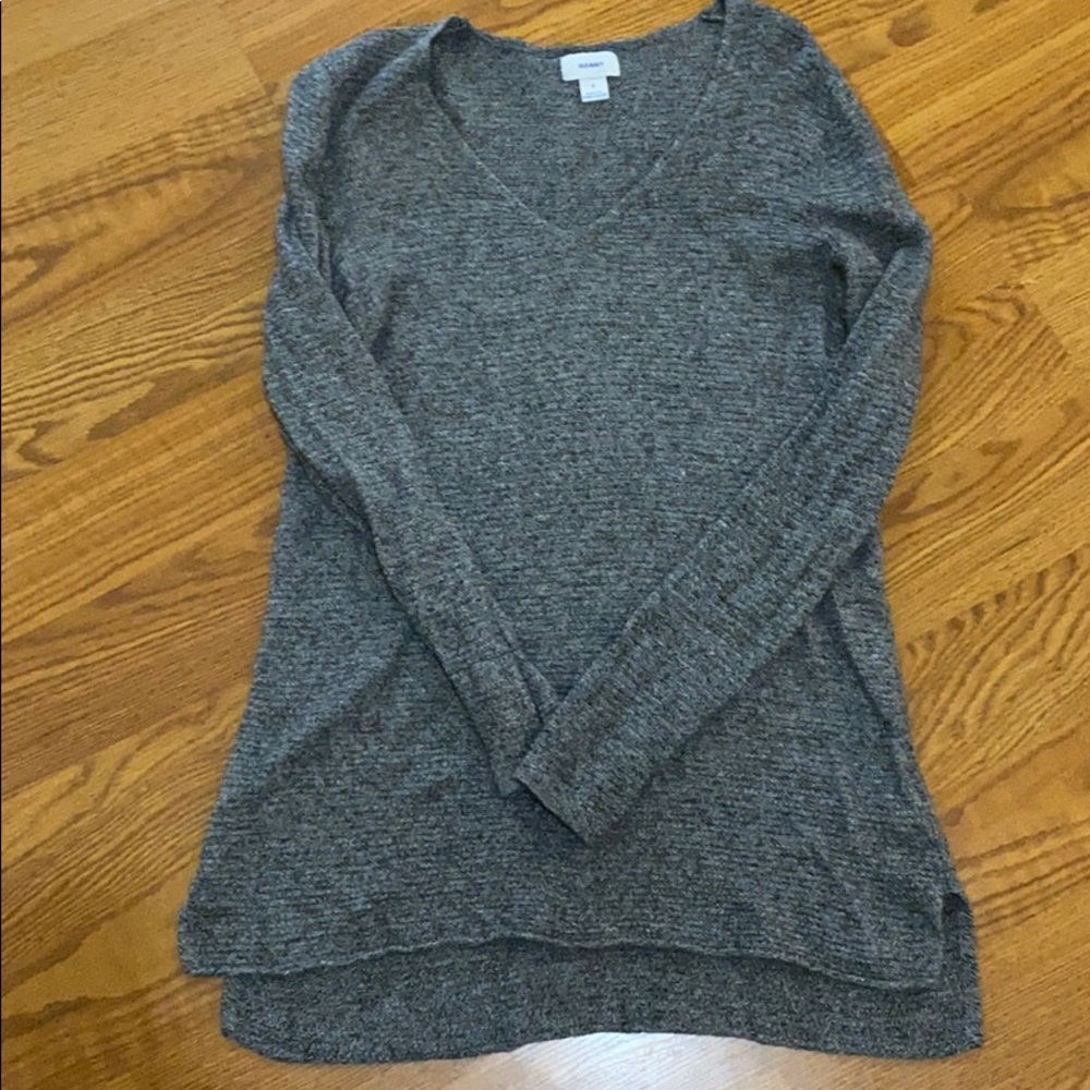 Old navy v neck sweater